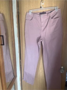 Gloria Vanderbilt Dusty rose Straight-Leg Jeans